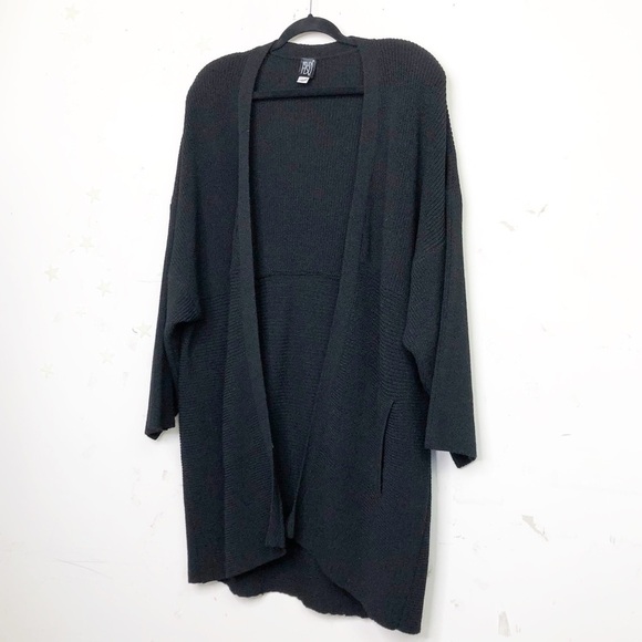 HELEN HSU NY Black open closure kimono oversized cardigan - Picture 2 of 6